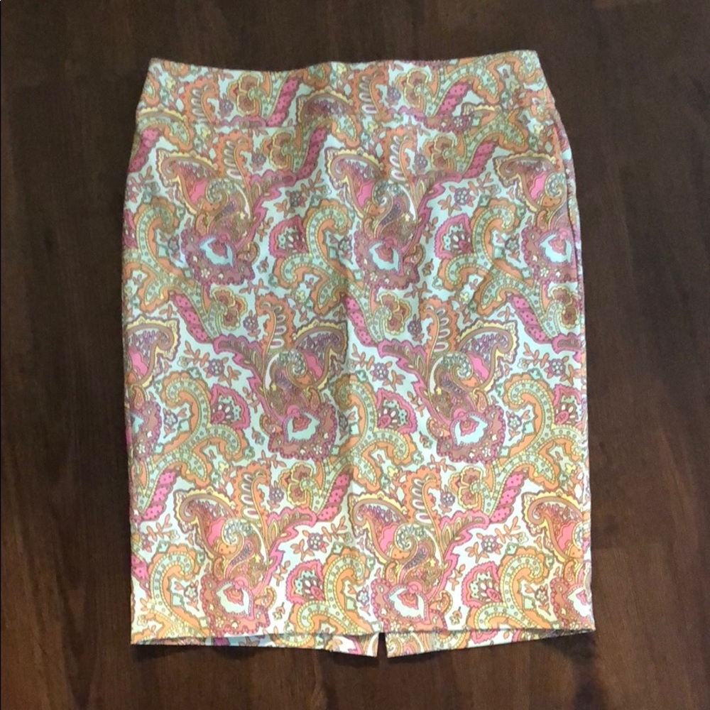 Forever 21 ESSENTIALS pencil skirt